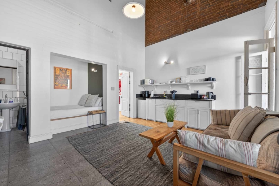 4 Bedroom Property for Sale in Woodstock Western Cape